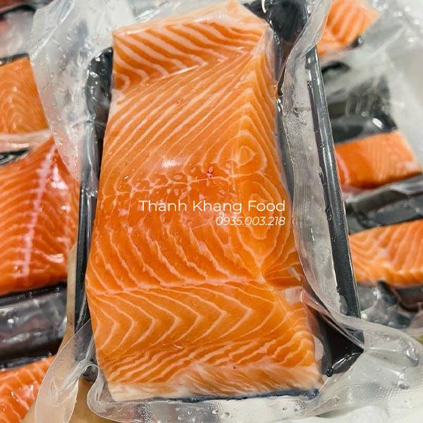 bán lẻ thân cá hồi phile chuẩn tươi sashimi